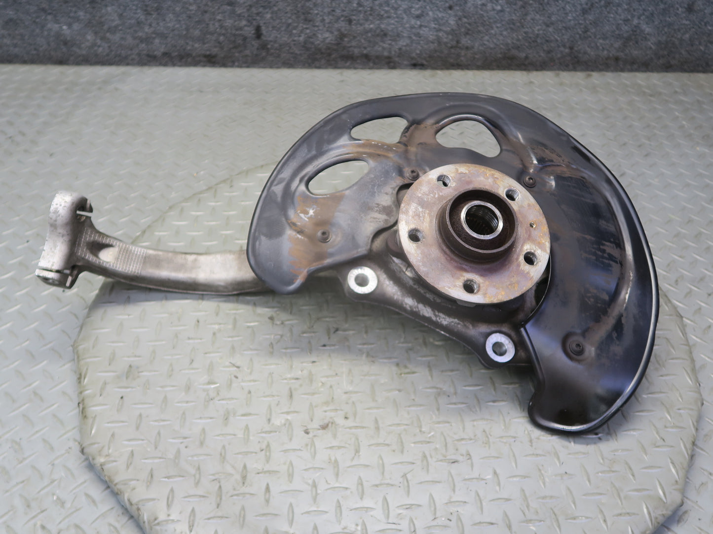 13-15 Audi RS5 8F7 AWD Front Right Spindle Knuckle Wheel Hub 45K Miles OEM