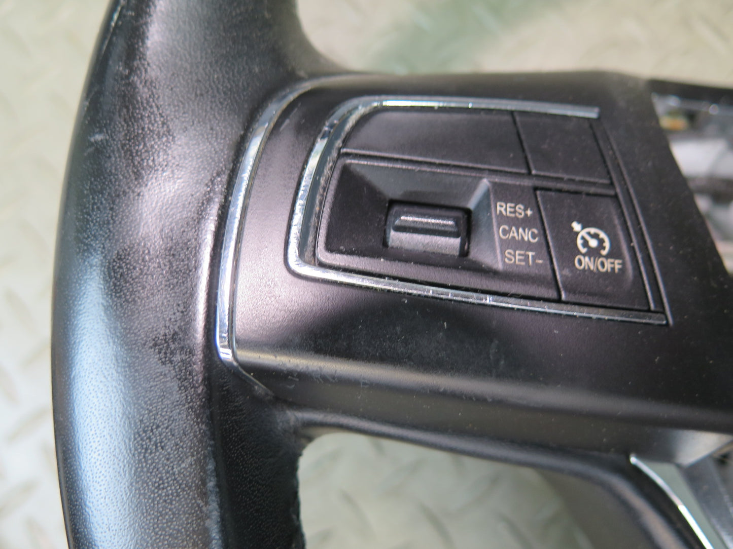 2014-2017 Maserati Ghibli M157 SQ4 Steering W/ Controls Leather Black