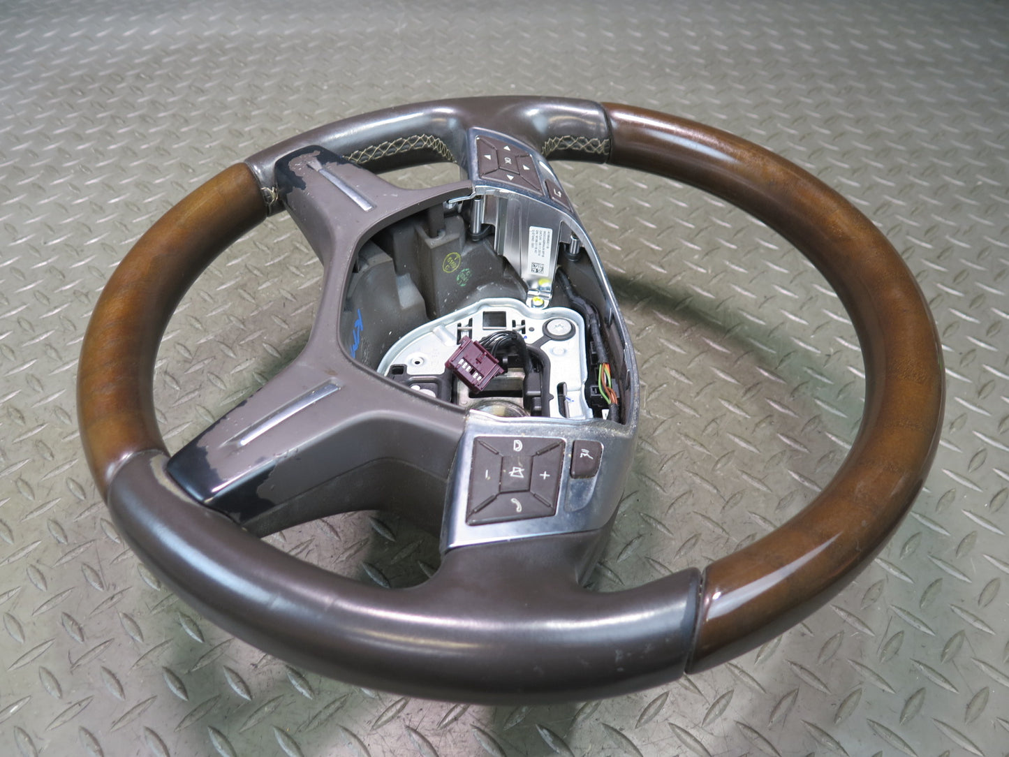12-15 Mercedes W166 Ml-class Leather Wood Steering w Controls & Shifters OEM