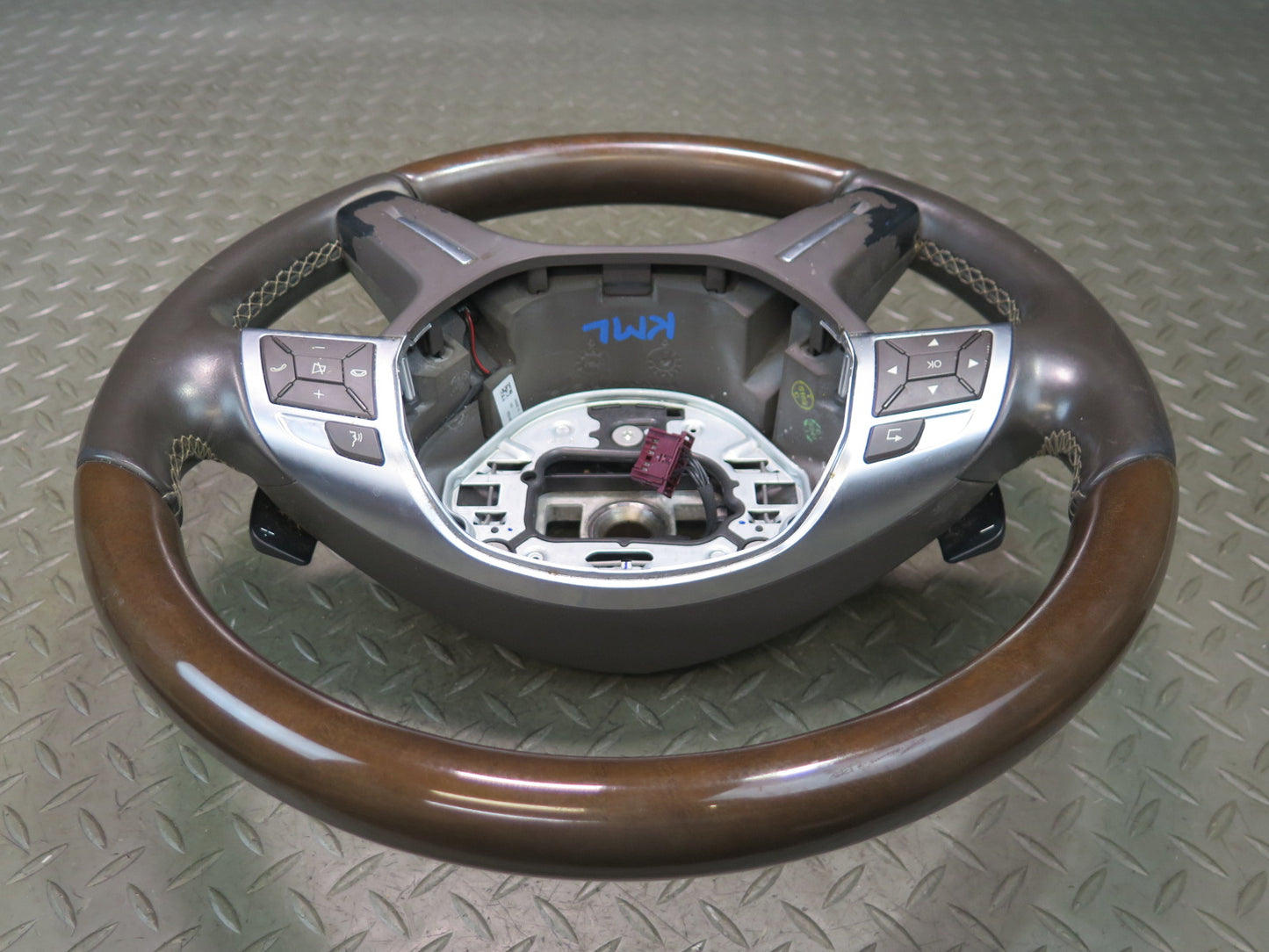 12-15 Mercedes W166 Ml-class Leather Wood Steering w Controls & Shifters OEM