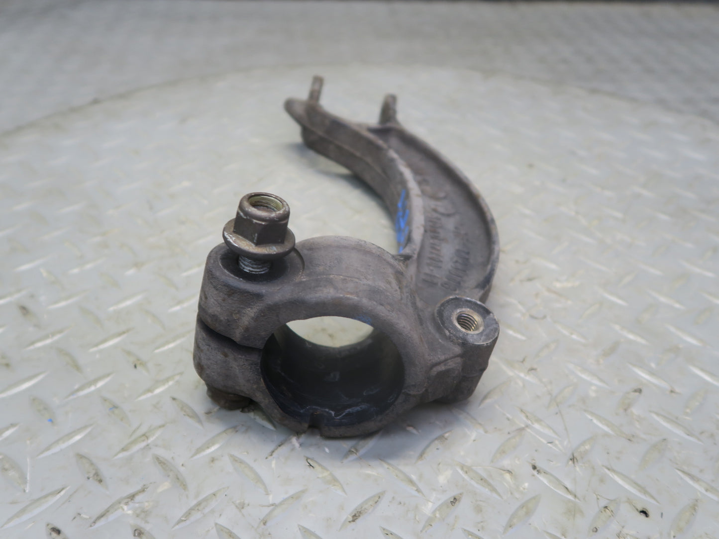 13-15 Audi RS5 8F7 Set of 2 Front Left & Right Suspension Shock Fork Mount OEM