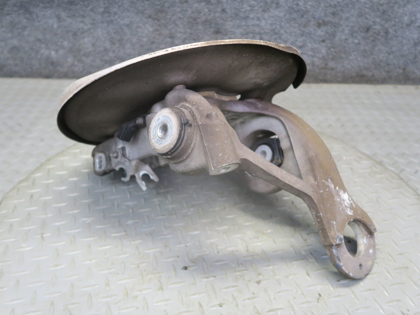 13-15 Audi RS5 8F7 Rear Right Spindle Knuckle Wheel Hub Bearing 45K Miles OEM