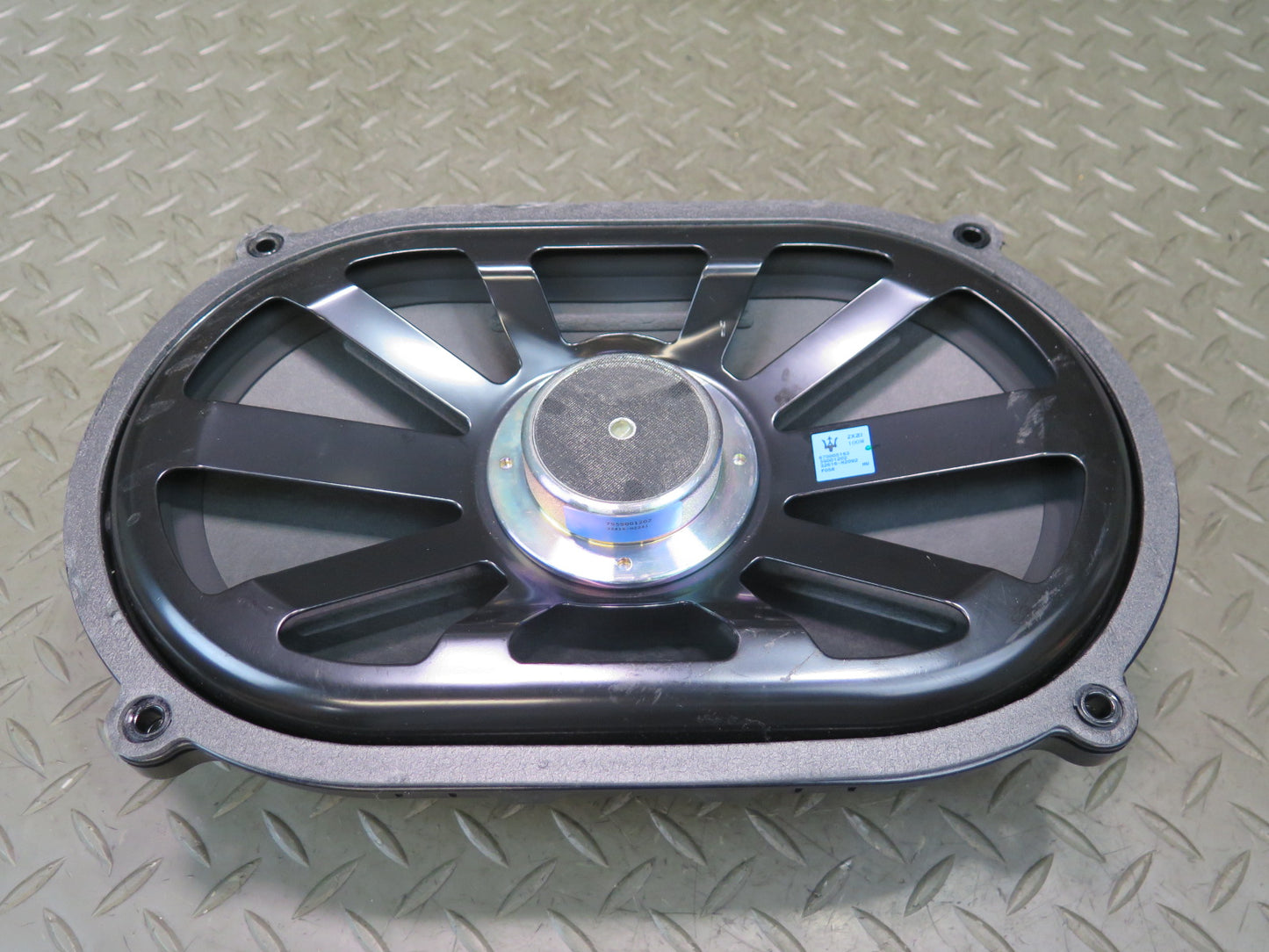 2014-2017 Maserati Ghibli M157 Rear Deck Shelf Subwoofer Audio Speaker