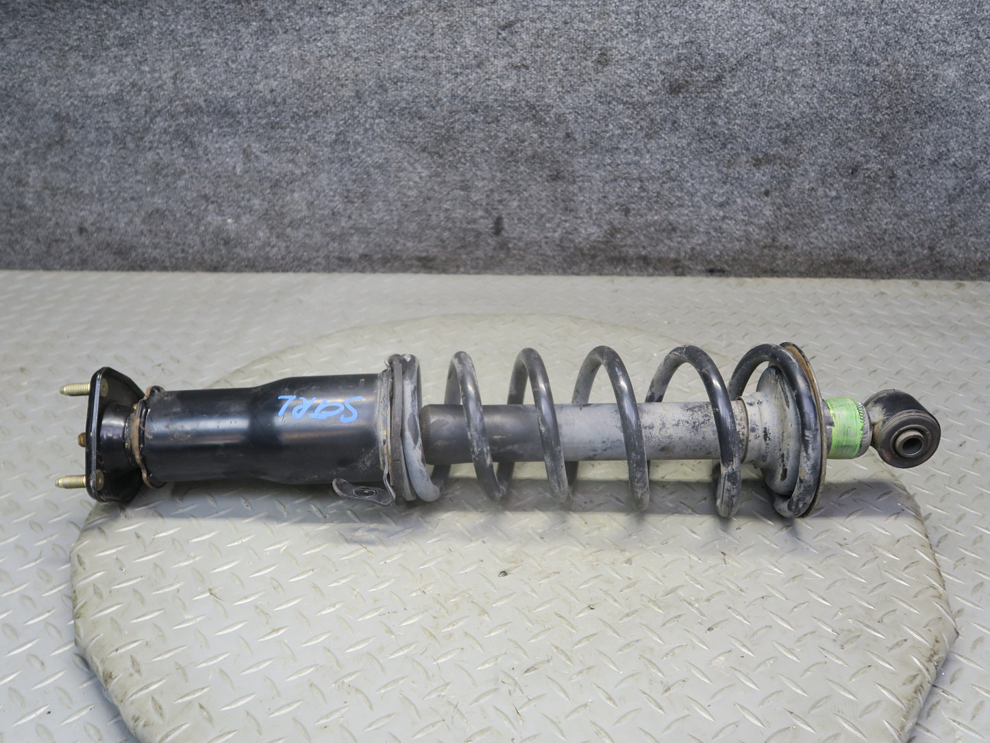 02-04 Lexus Z40 SC430 Set of 2 Rear Left & Right Strut Shock Absorber 122K OEM