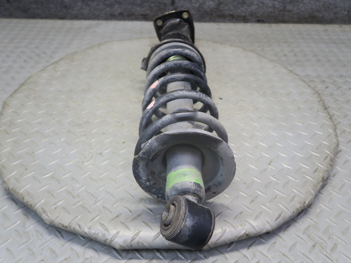 02-04 Lexus Z40 SC430 Set of 2 Rear Left & Right Strut Shock Absorber 122K OEM