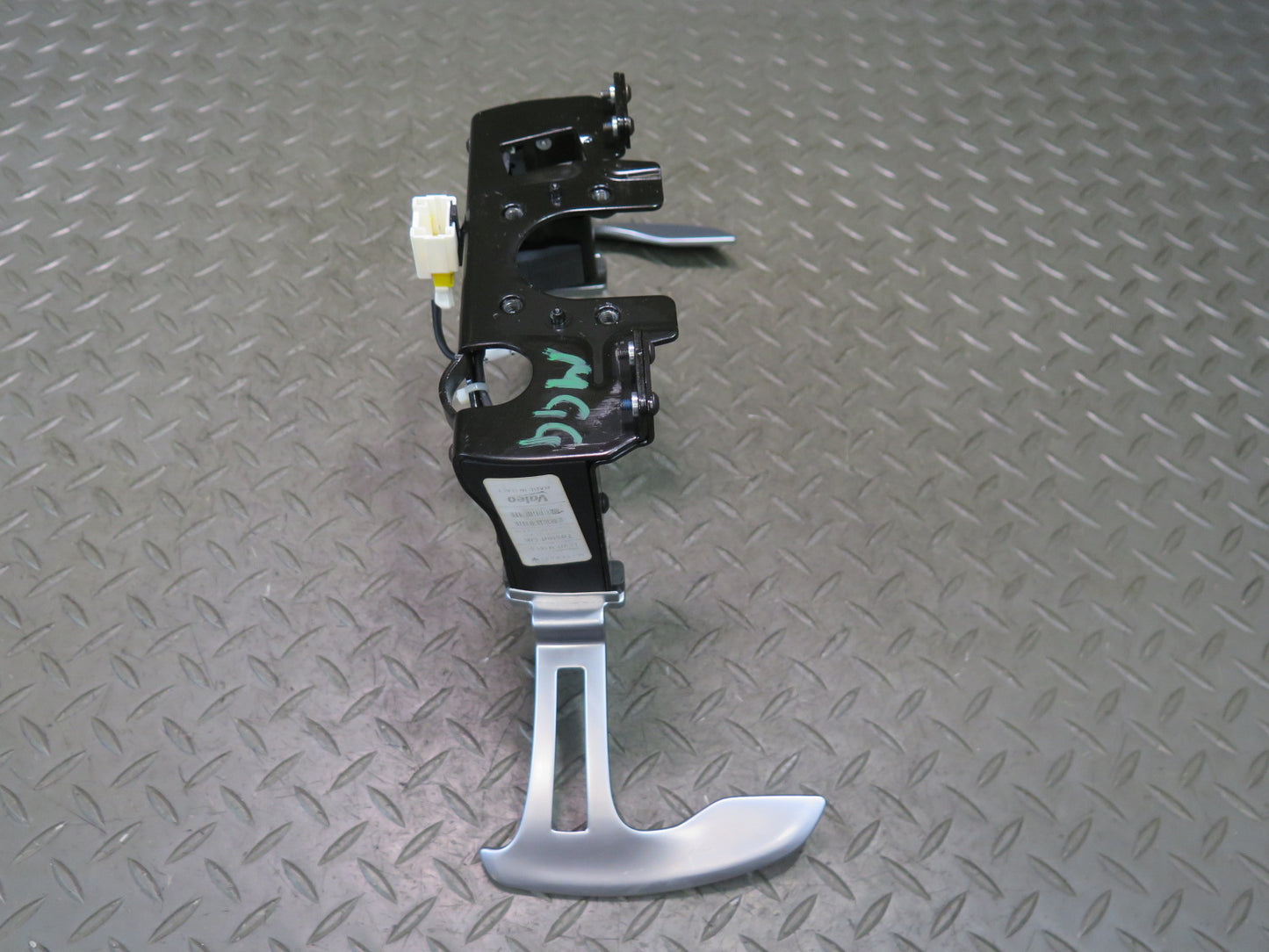 2014-2020 Maserati Ghibli M157 Steering Column Shift Shifter Paddle Switch