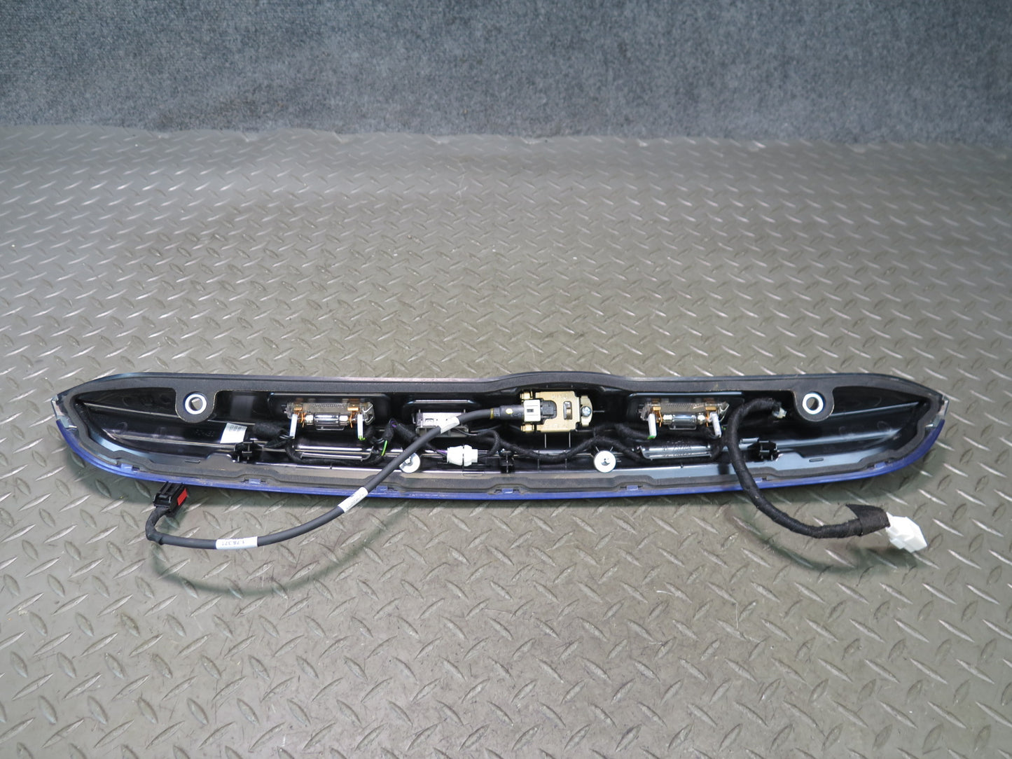 2014-2017 Maserati Ghibli M157 Rear Trunk Lid Trim Molding Panel W/ Camera