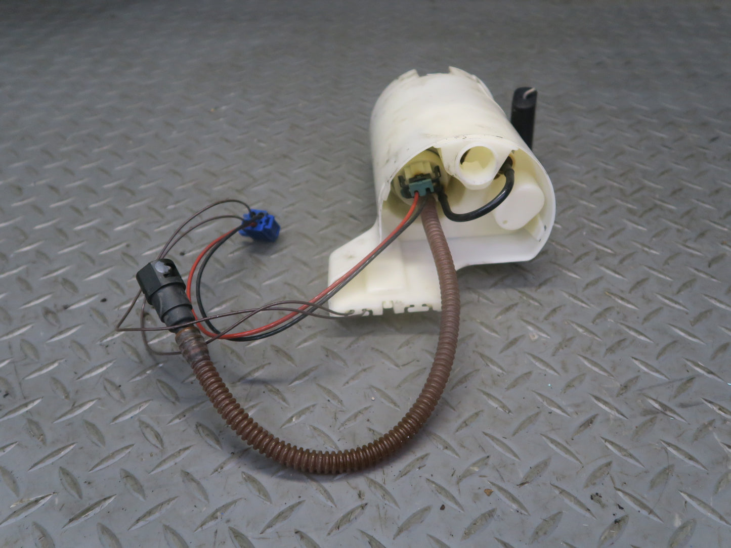 04-05 BMW E85 Z4 M54 Fuel Pump Level Sensor Sending Unit Set 66K Miles OEM