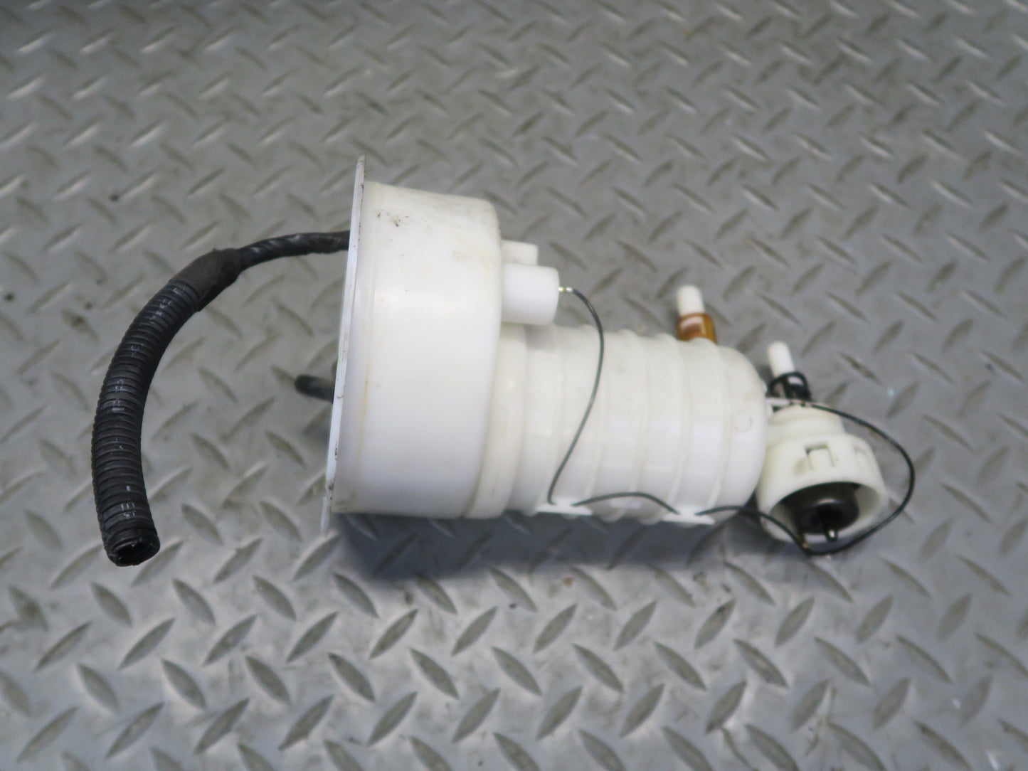04-05 BMW E85 Z4 M54 Fuel Pump Level Sensor Sending Unit Set 66K Miles OEM