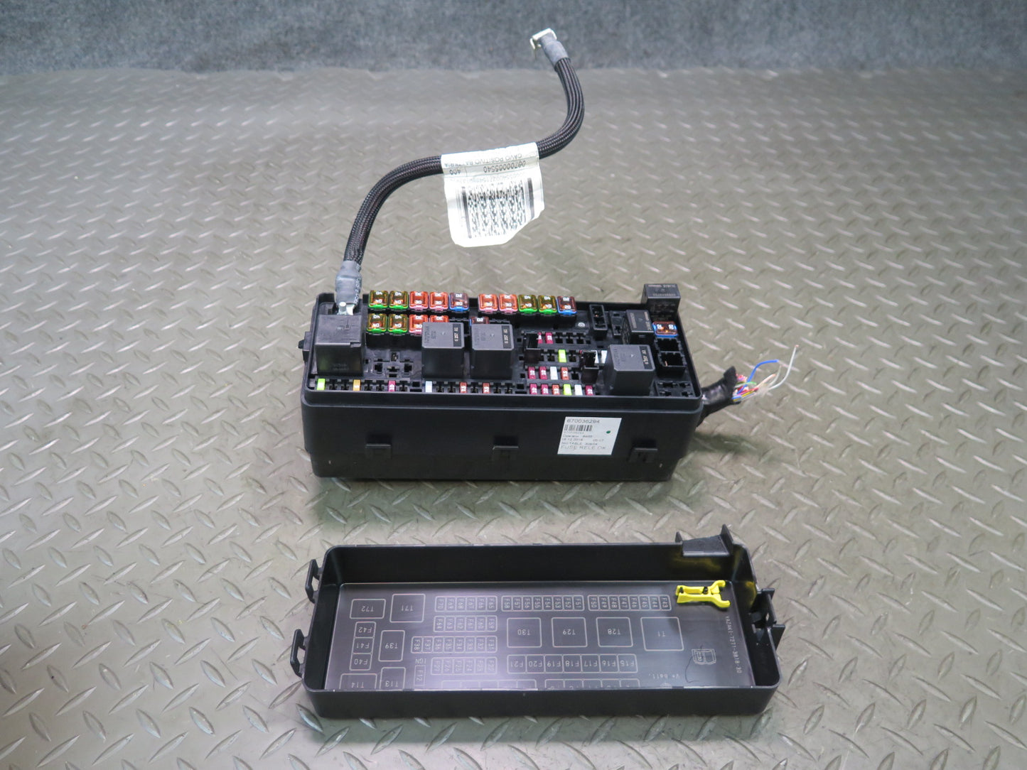 2014-2020 Maserati Ghibli M157 SQ4 Fuse Relay Junction Box Control Module