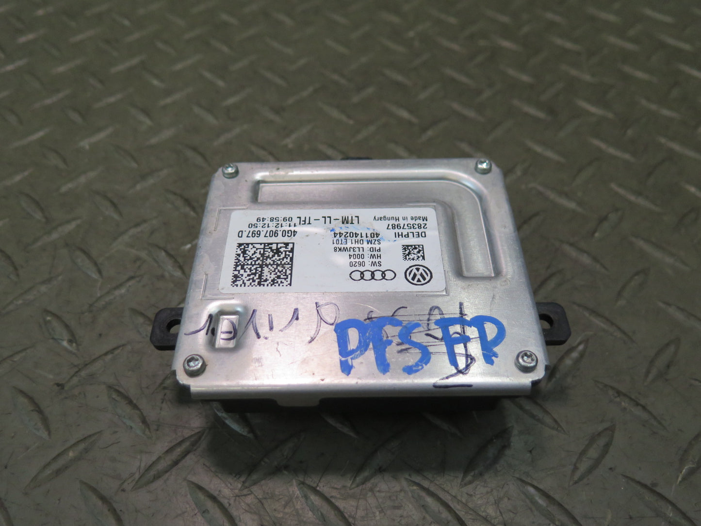 13-17 Audi A5 S5 RS5 Right LED Headlight Control Ballast Module 4G0907697D OEM