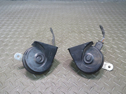12-15 Mercedes W166 Ml-class Set of 2 High & Low Tone Note Pitch Horn Signal OEM