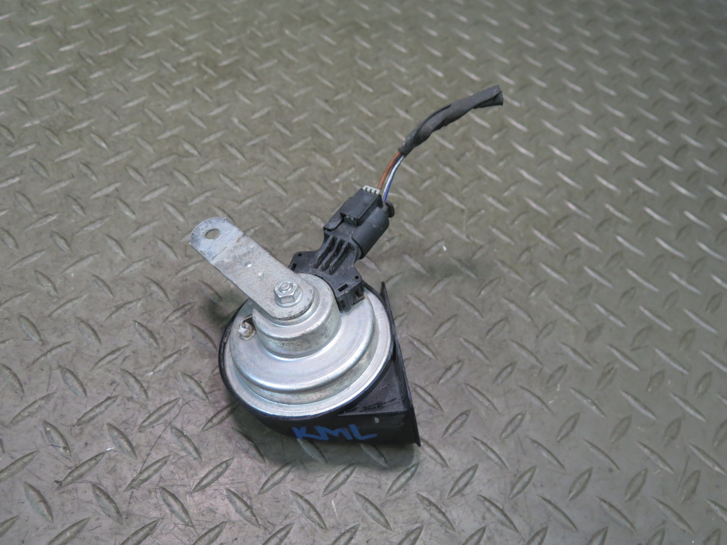 12-15 Mercedes W166 Ml-class Set of 2 High & Low Tone Note Pitch Horn Signal OEM