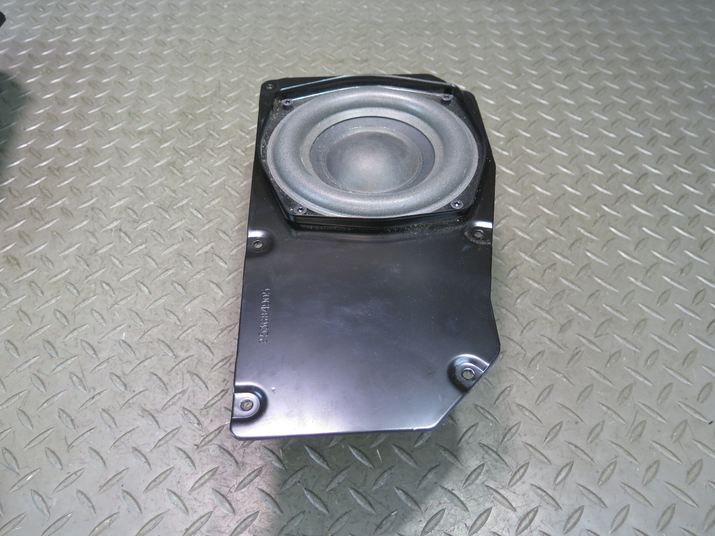 03-08 BMW E85 Z4 Set of 2 Rear TOP Hi-fi Subwoofer Speaker w Bracket 66K OEM
