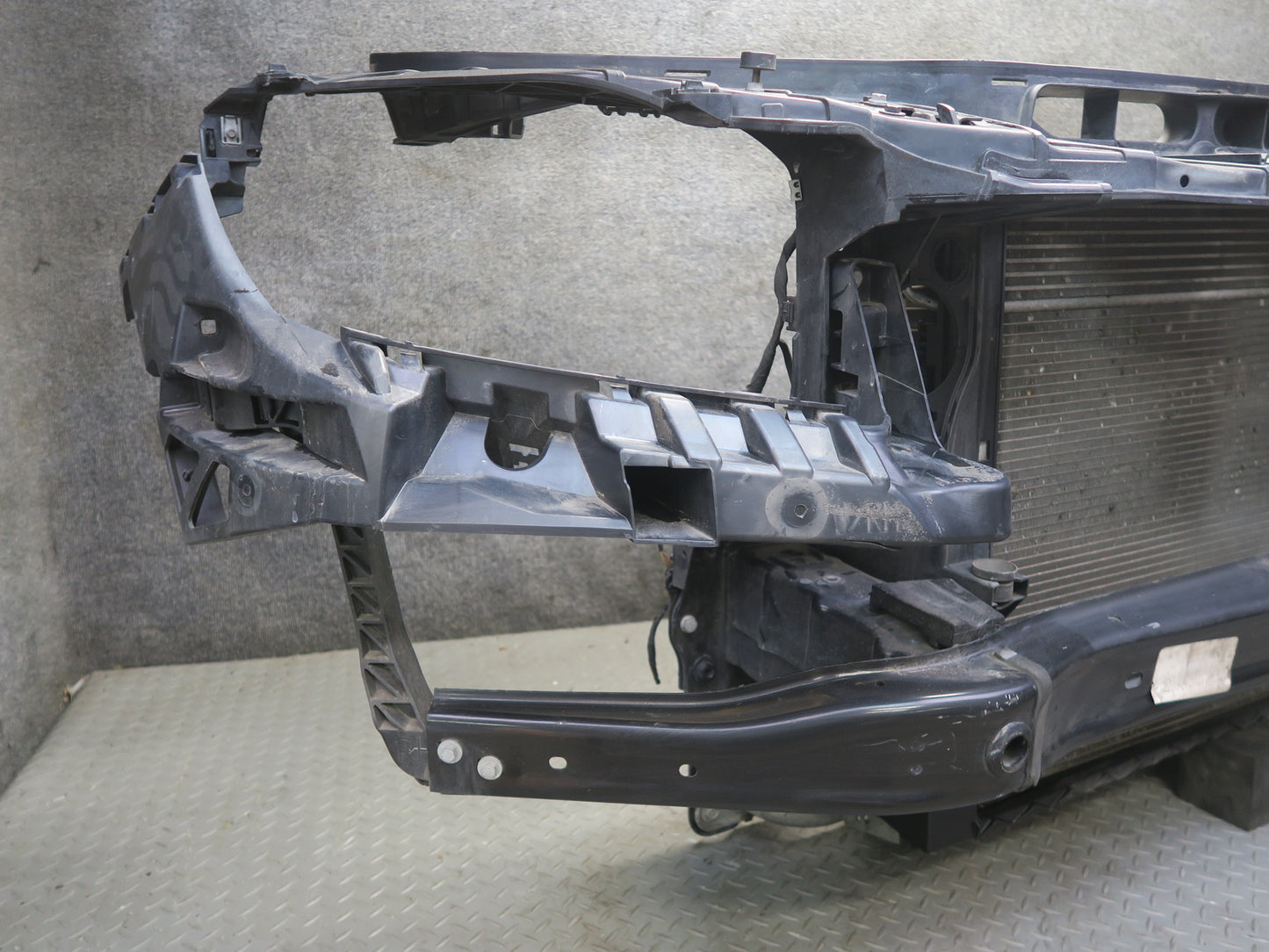 12-15 Mercedes W166 ML350 RWD Engine Radiator Core Cooling Fan Shroud Assy OEM