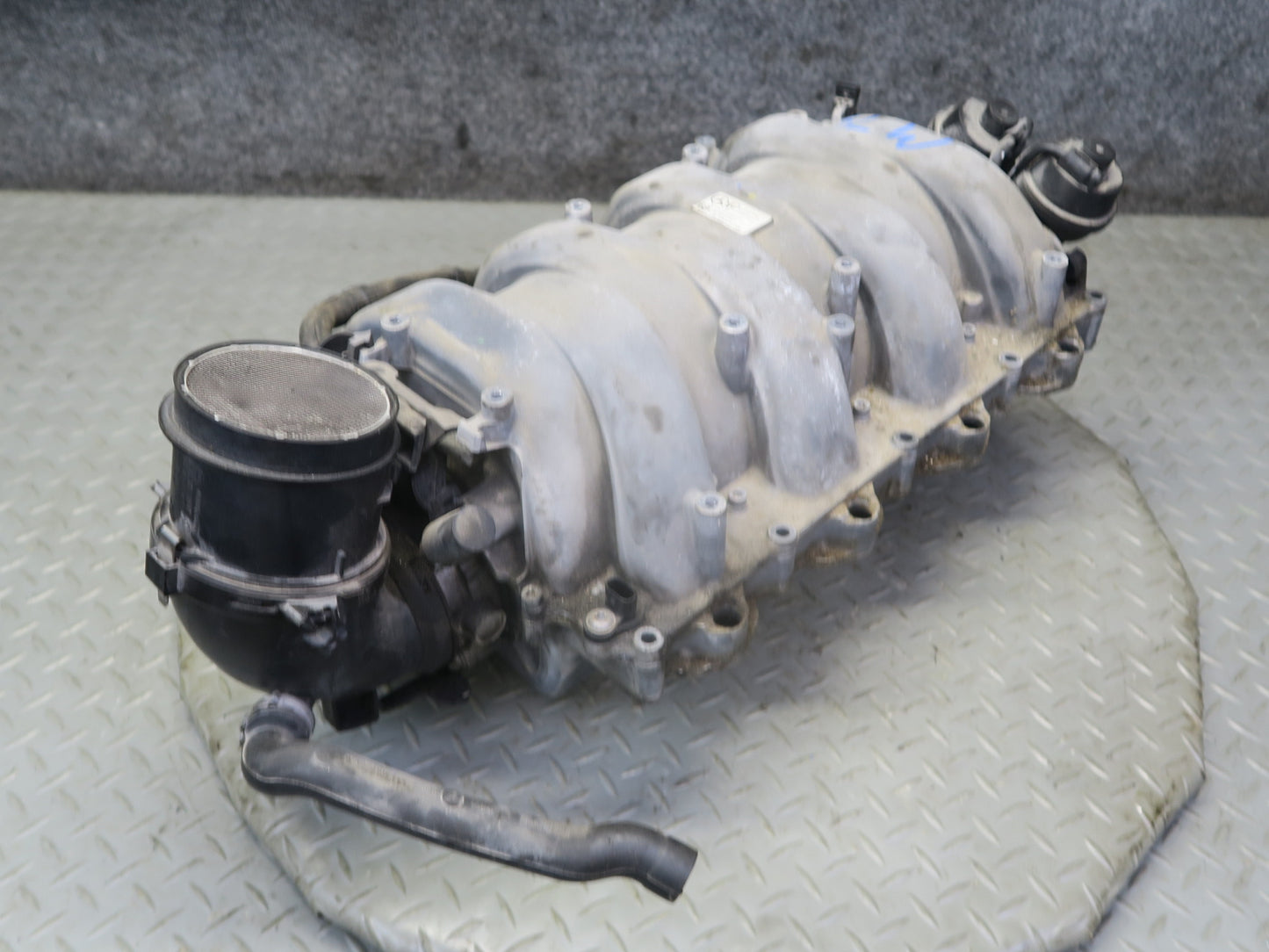 07-12 Mercedes R230 SL550 M273 5.5L Engine Motor Air Intake Manifold 112K OEM