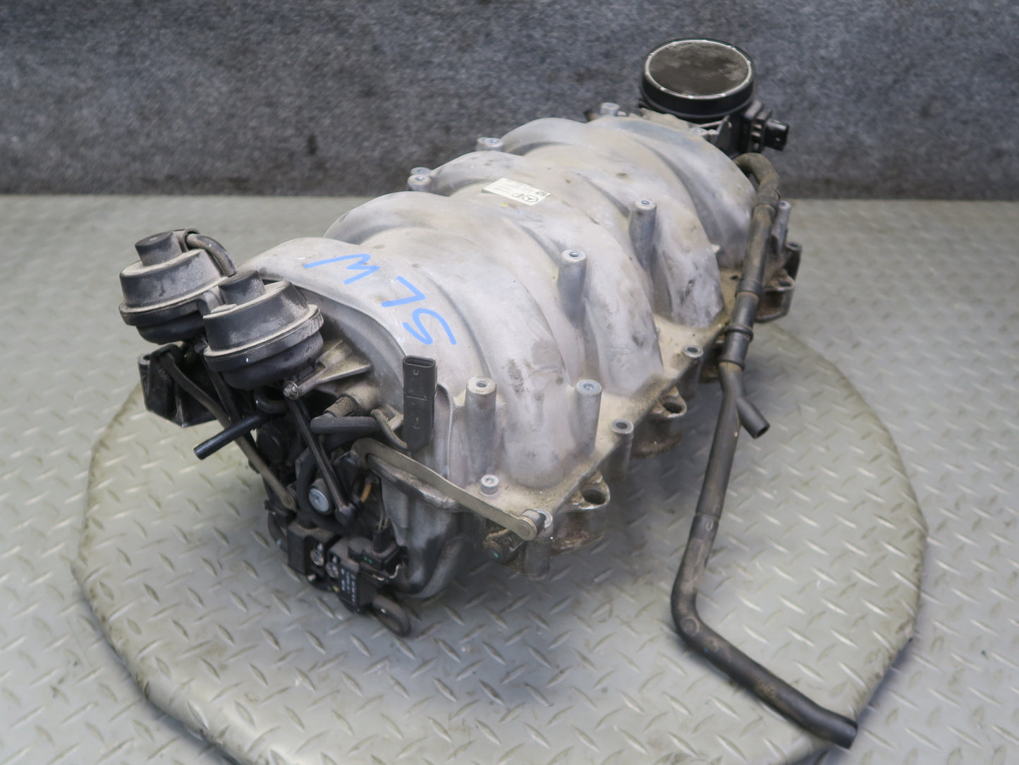07-12 Mercedes R230 SL550 M273 5.5L Engine Motor Air Intake Manifold 112K OEM