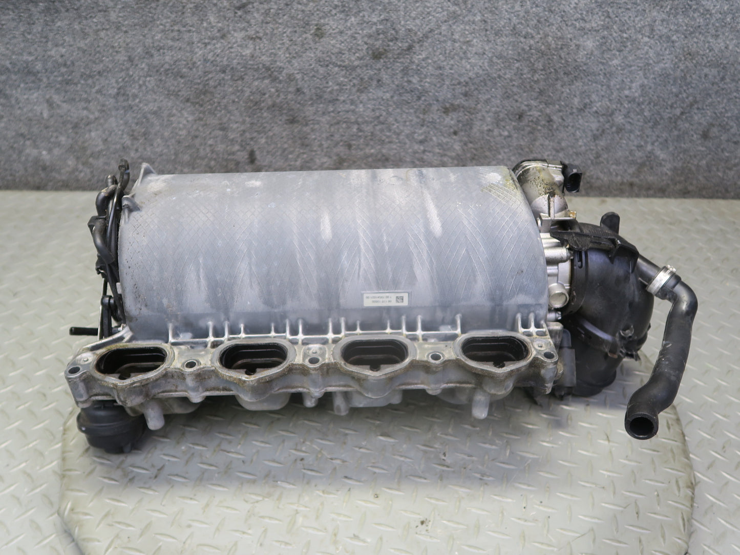07-12 Mercedes R230 SL550 M273 5.5L Engine Motor Air Intake Manifold 112K OEM