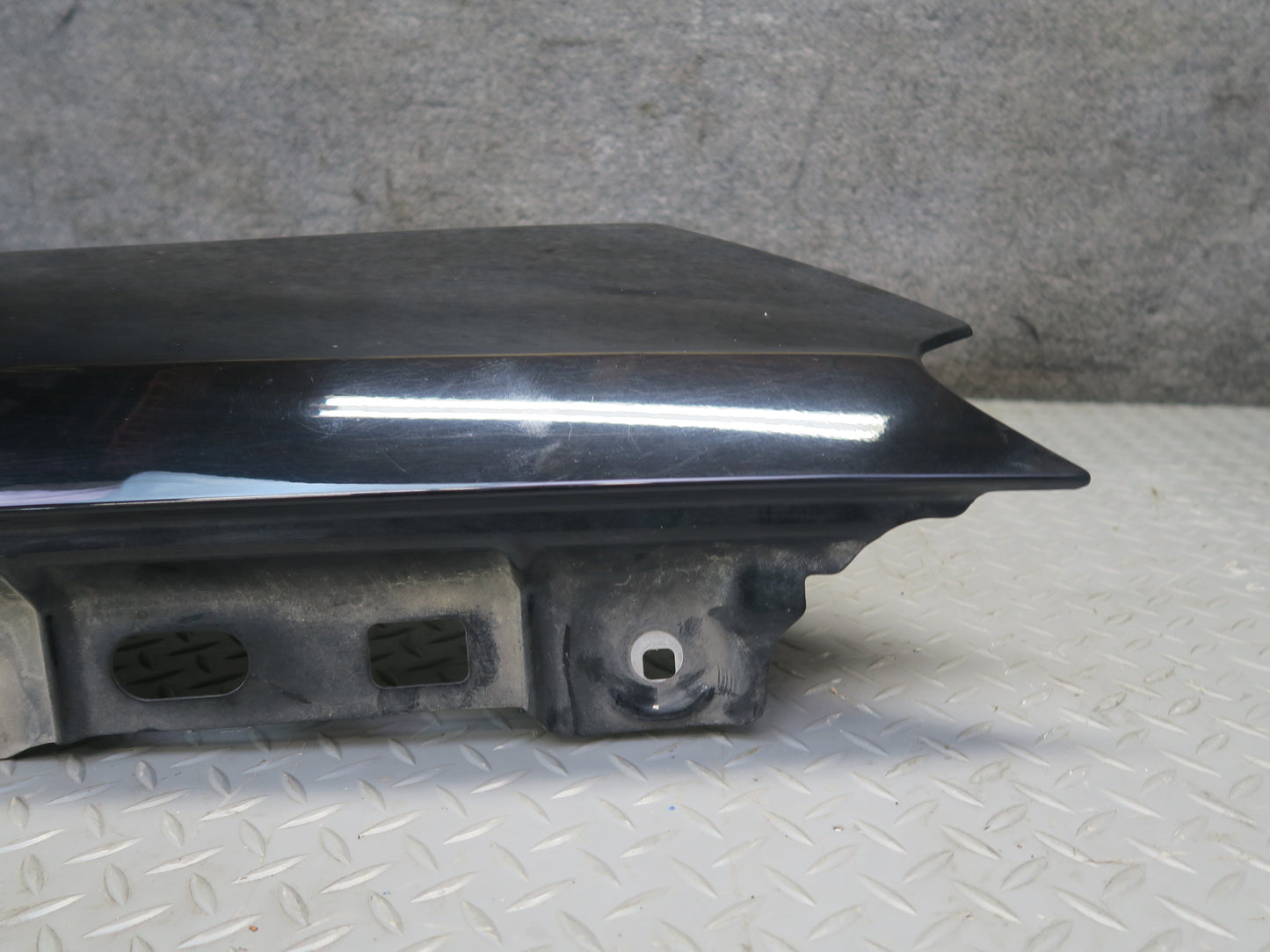12-15 Mercedes W166 Ml-class Front Left Fender Shell Panel Cover Black  OEM