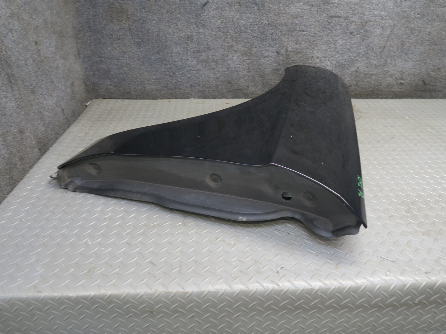 12-15 Mercedes W166 Ml-class Front Left Fender Shell Panel Cover Black  OEM