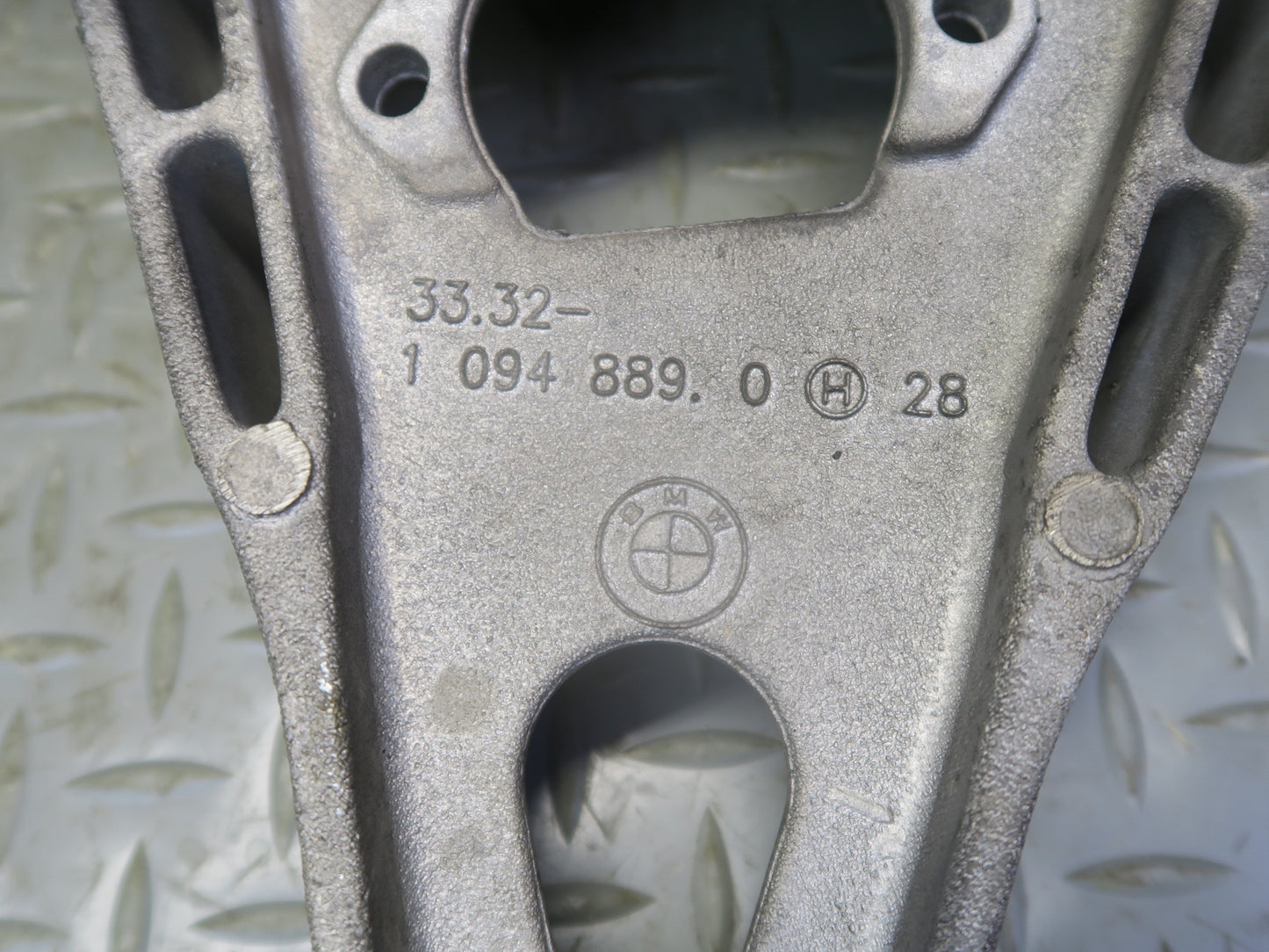 03-08 BMW E85 Z4 RWD Rear Left Suspension Upper Control Arm 66K 1094889 OEM