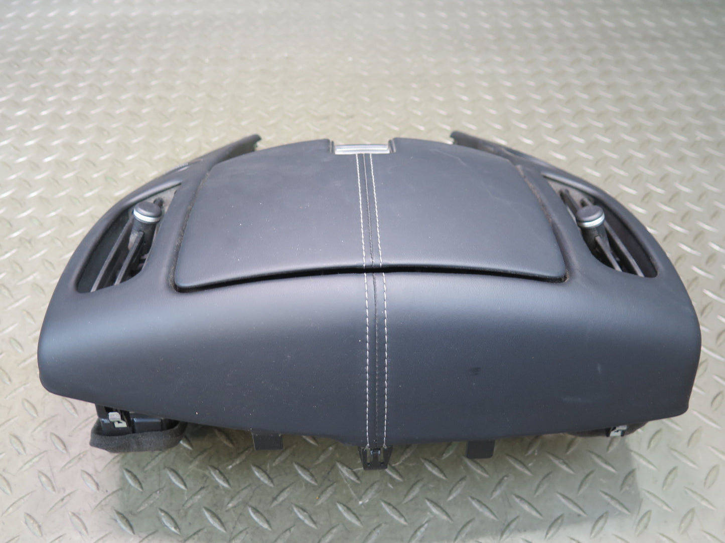 09-20 Nissan Z34 370Z Dash Center Air Vent Storage Box Trim 68250-1EA0A OEM