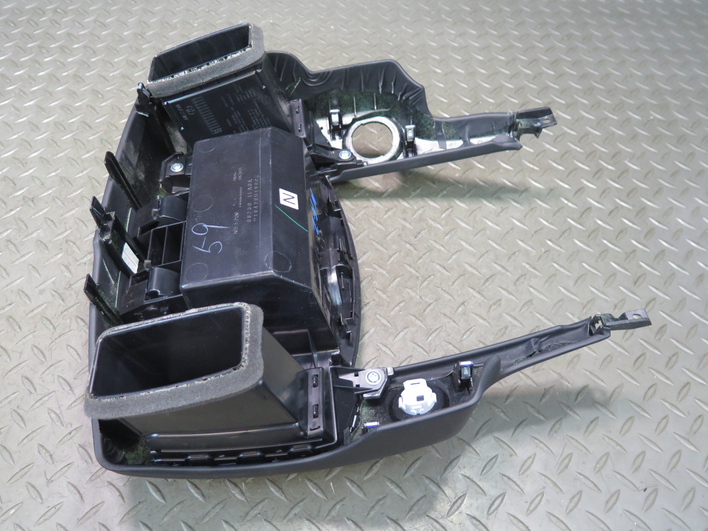 09-20 Nissan Z34 370Z Dash Center Air Vent Storage Box Trim 68250-1EA0A OEM