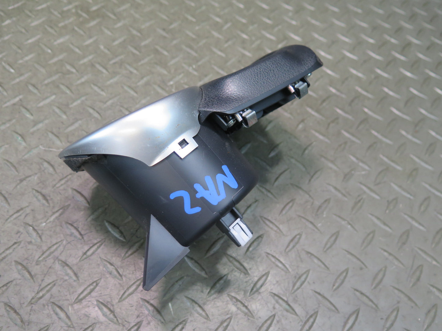 09-20 Nissan Z34 370Z Center Console CUP Holder 68430-1EA0A OEM