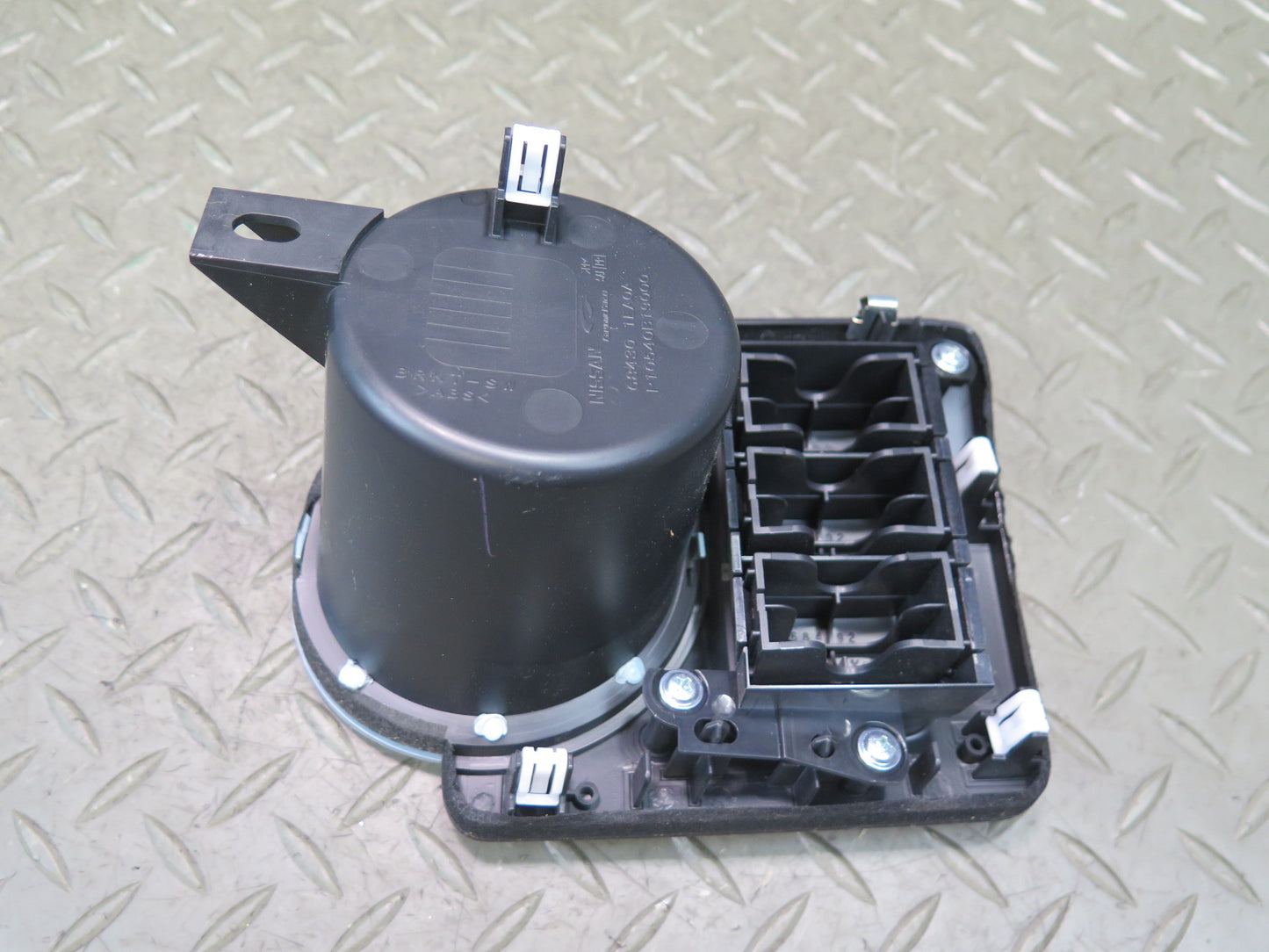 09-20 Nissan Z34 370Z Center Console CUP Holder 68430-1EA0A OEM