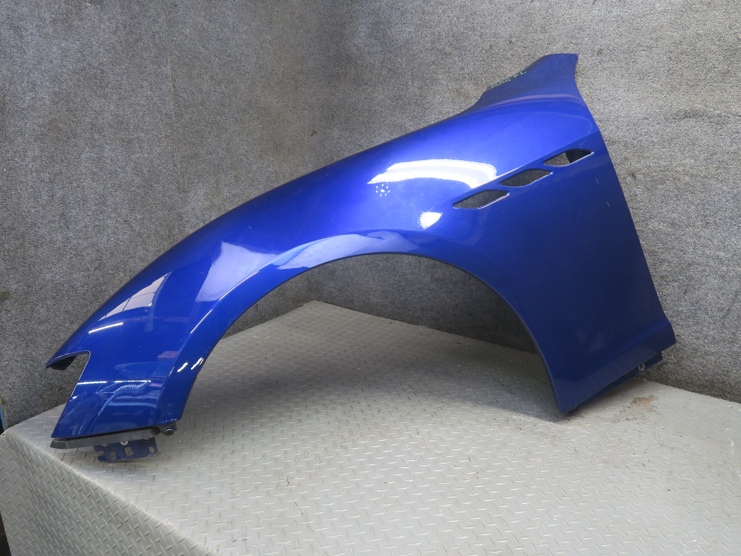 2014-2020 Maserati Ghibli M157 Front Left Driver Side Fender Shell Cover Panel