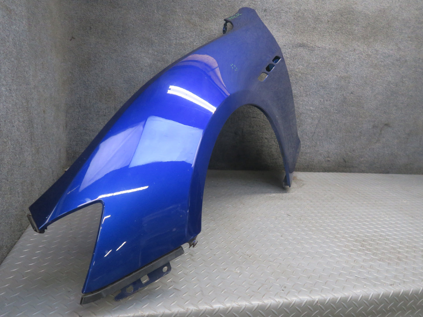 2014-2020 Maserati Ghibli M157 Front Left Driver Side Fender Shell Cover Panel