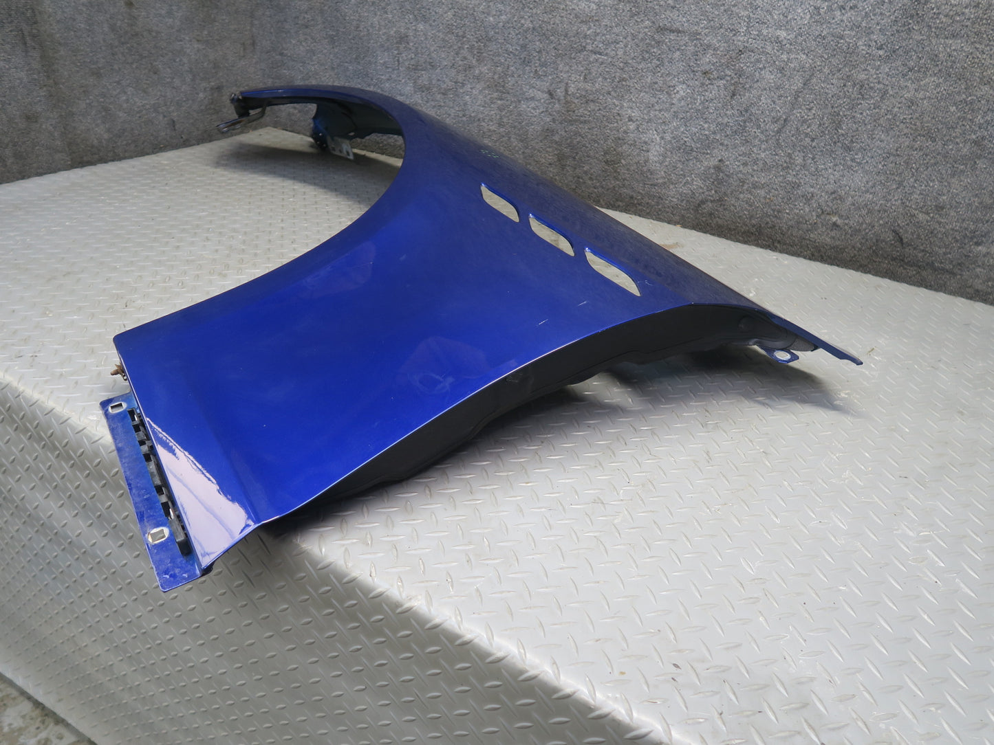 2014-2020 Maserati Ghibli M157 Front Left Driver Side Fender Shell Cover Panel