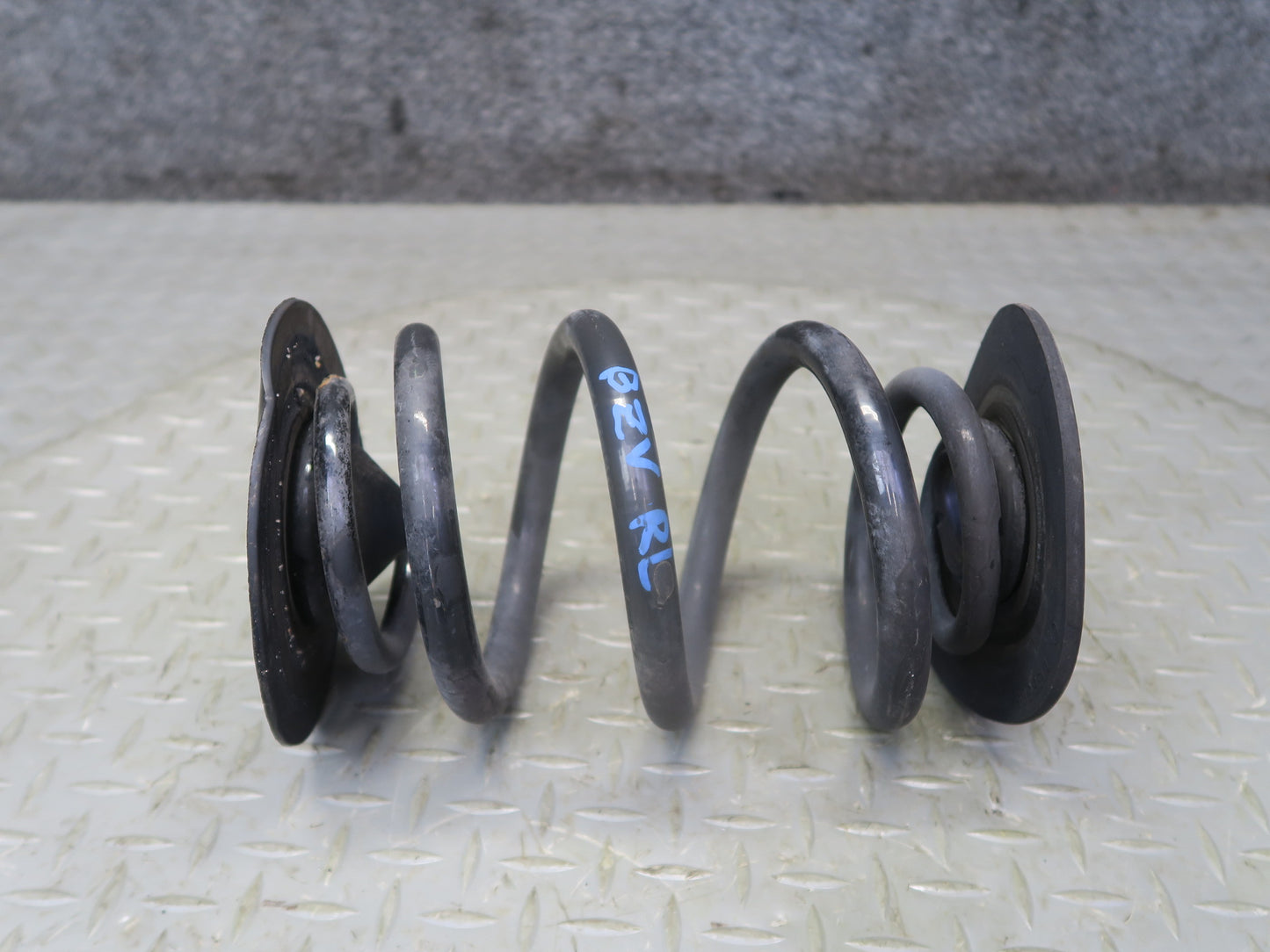 03-08 BMW E85 Z4 Set of 2 Rear Left & Right Suspension Coil Spring 66K Miles OEM