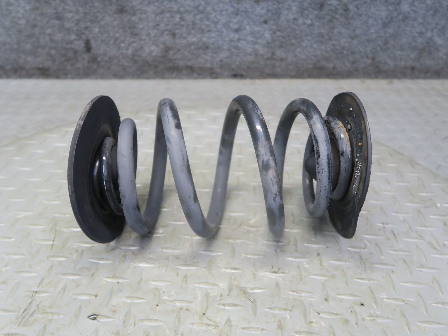 03-08 BMW E85 Z4 Set of 2 Rear Left & Right Suspension Coil Spring 66K Miles OEM