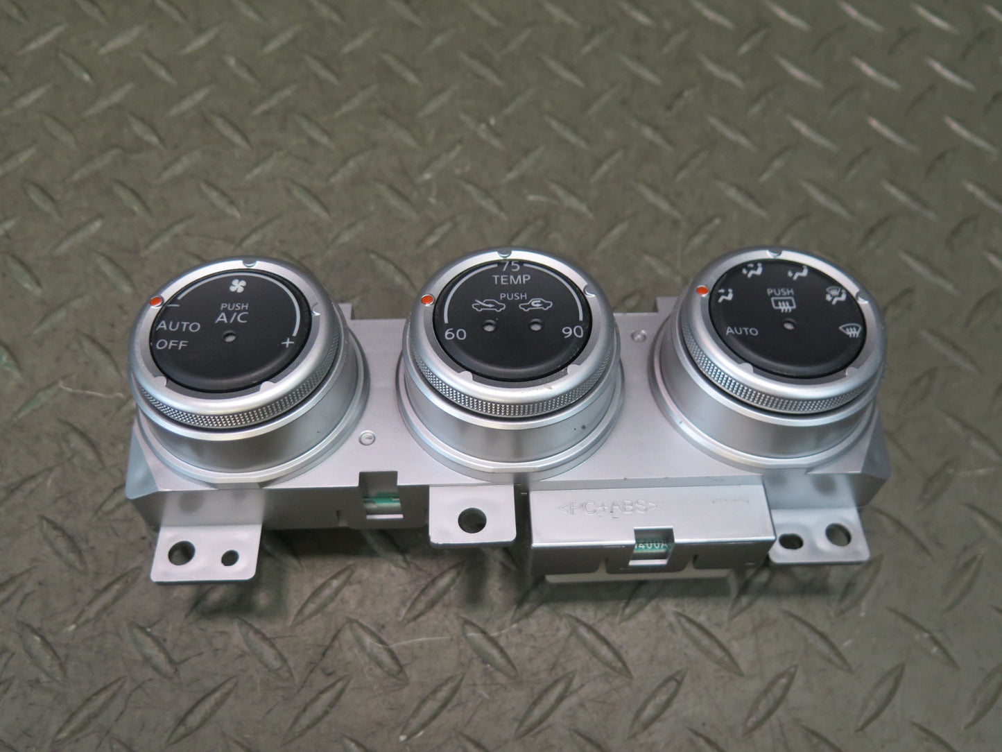 09-20 Nissan Z34 370Z A/C Climate Control Switch Panel Assembly 27500-1EA0A OEM
