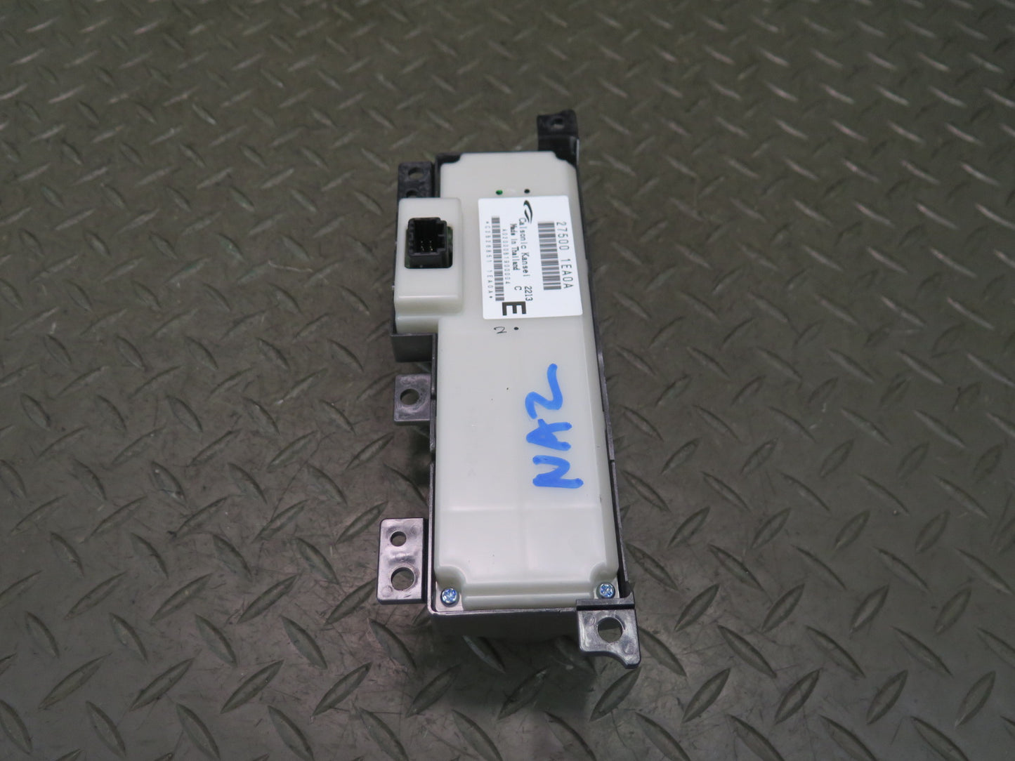 09-20 Nissan Z34 370Z A/C Climate Control Switch Panel Assembly 27500-1EA0A OEM