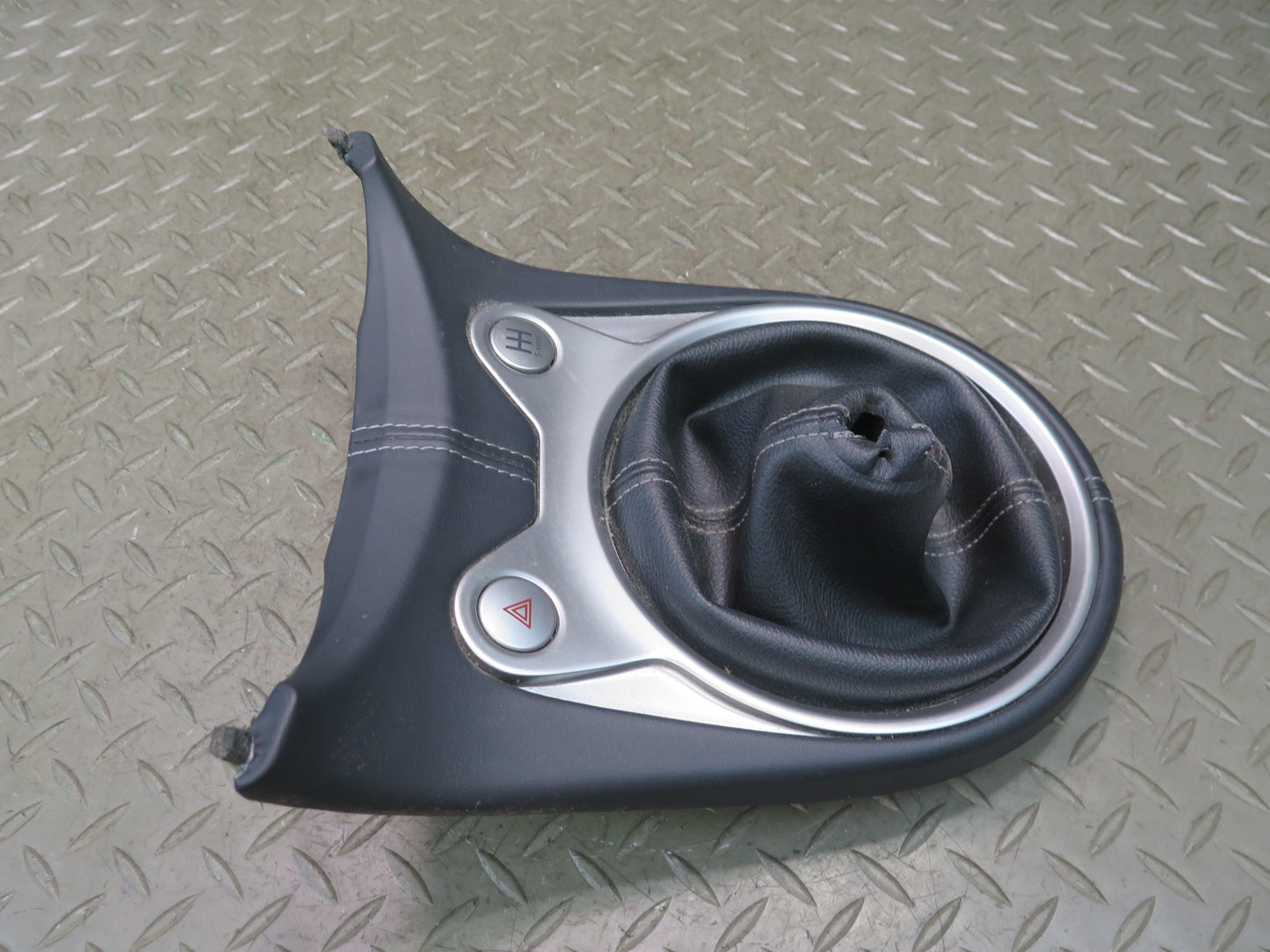 09-20 Nissan Z34 370Z M/T Center Console Shifter Trim Cover Boot Switch Set OEM