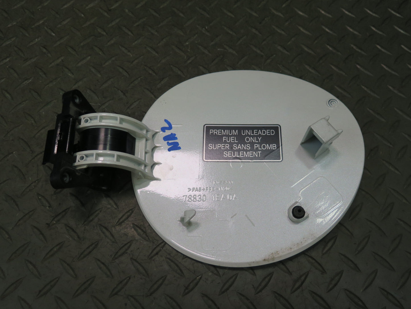 09-20 Nissan Z34 370Z Fuel Tank Filler Door Lid Cover OEM