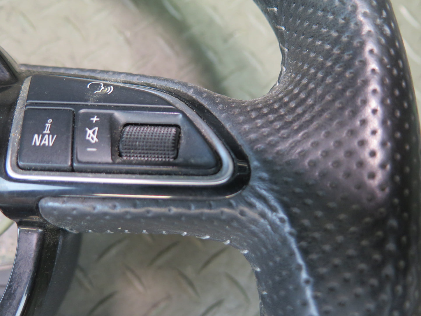 2013 Audi RS5 8F7 Sport Multifunction Leather Steering w Shifter Paddle OEM