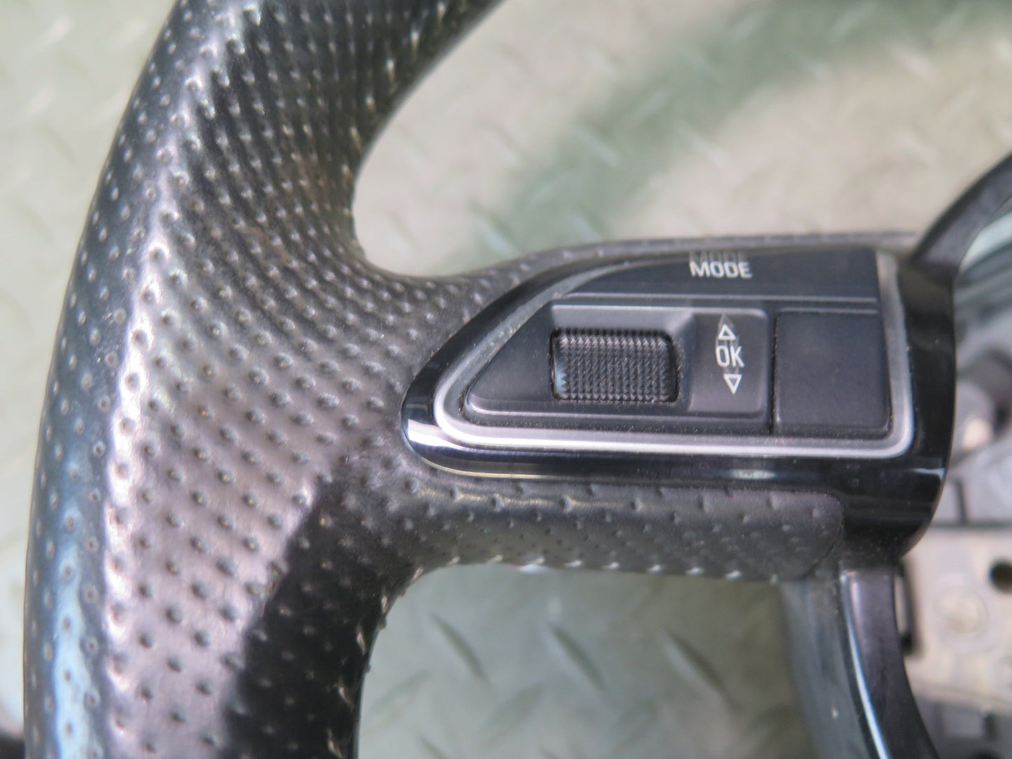 2013 Audi RS5 8F7 Sport Multifunction Leather Steering w Shifter Paddle OEM