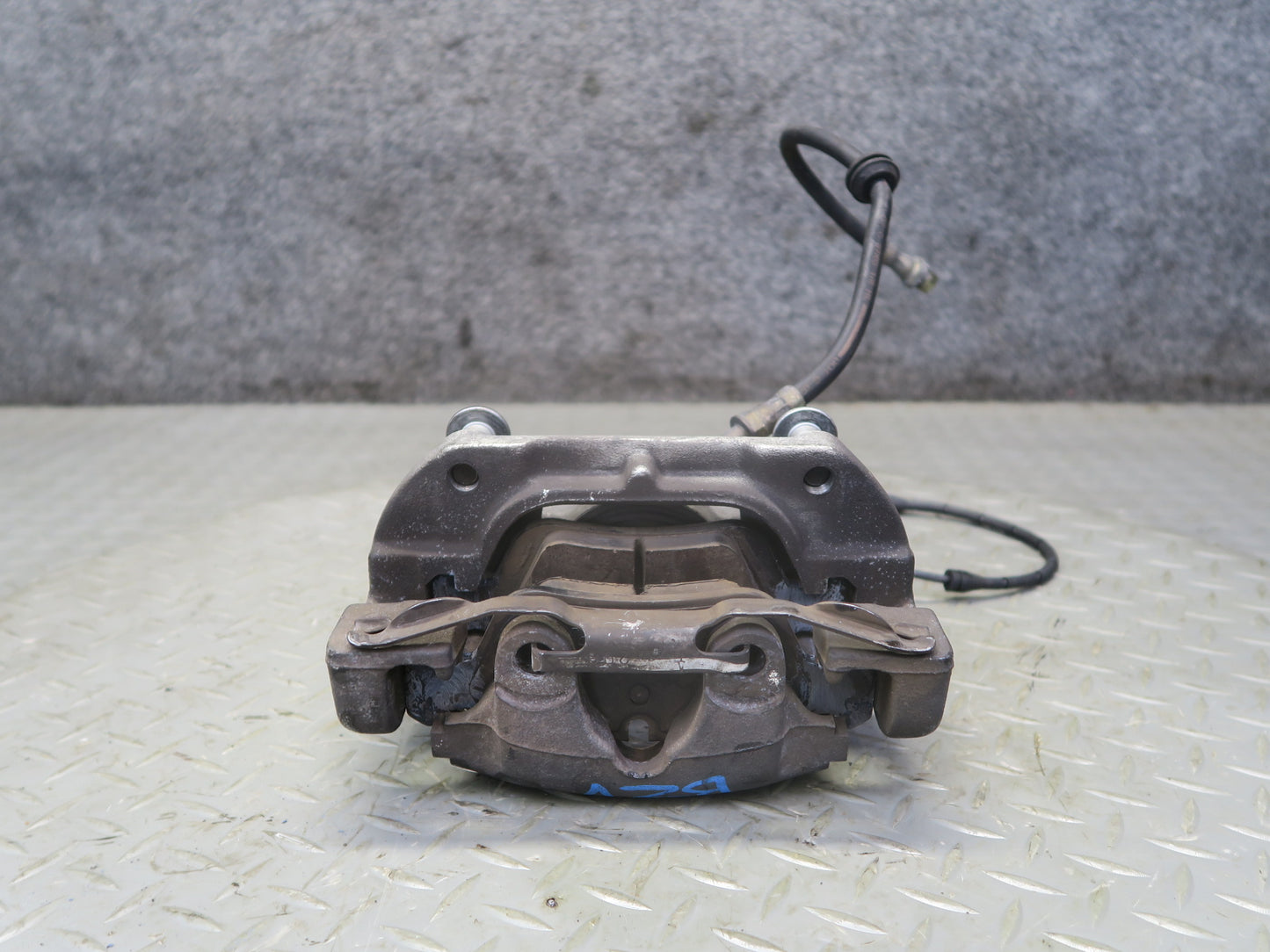 03-05 BMW E85 Z4 RWD Set of 2 Front Left & Right Brake Caliper 66K Miles OEM
