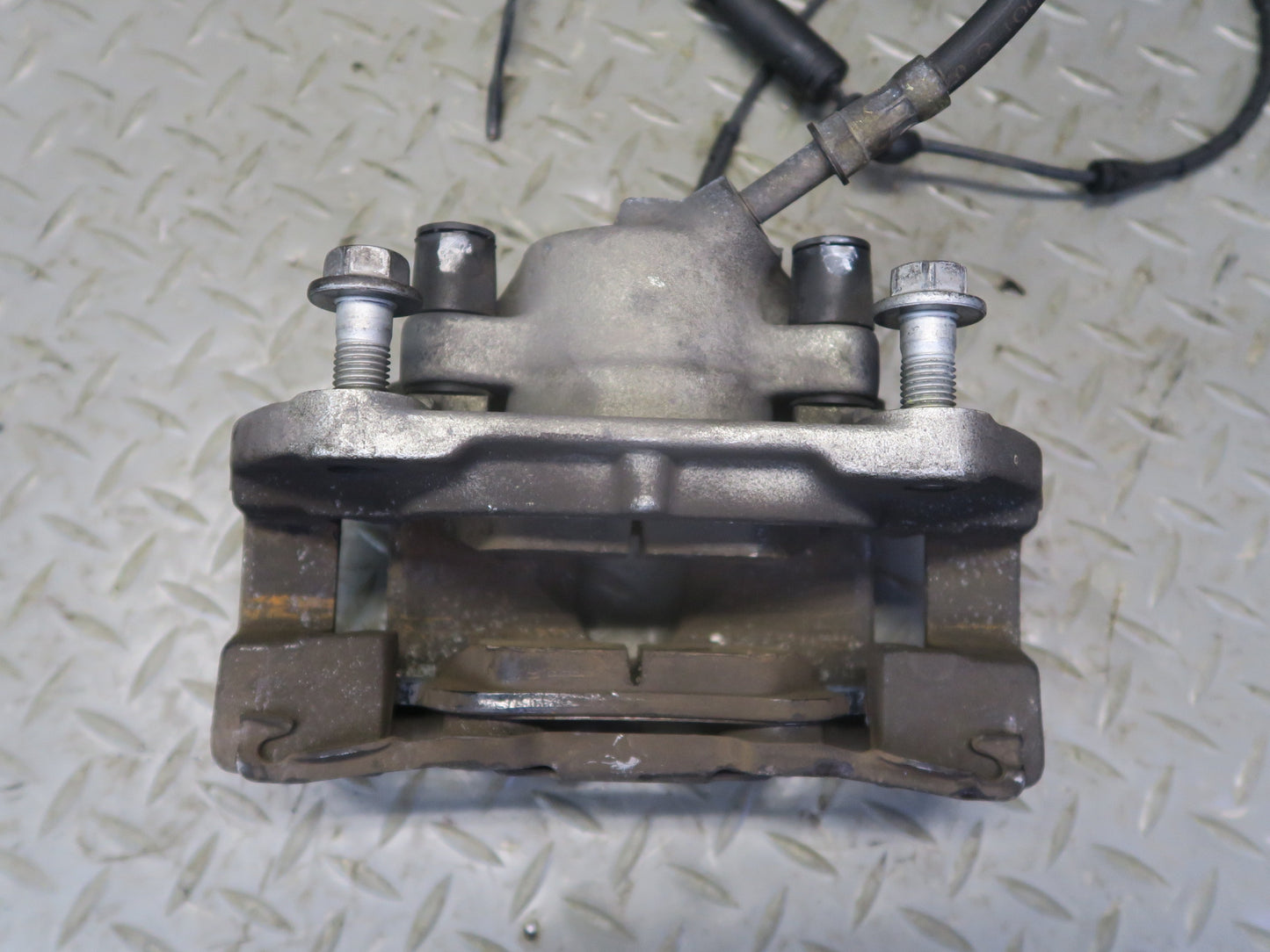 03-05 BMW E85 Z4 RWD Set of 2 Front Left & Right Brake Caliper 66K Miles OEM