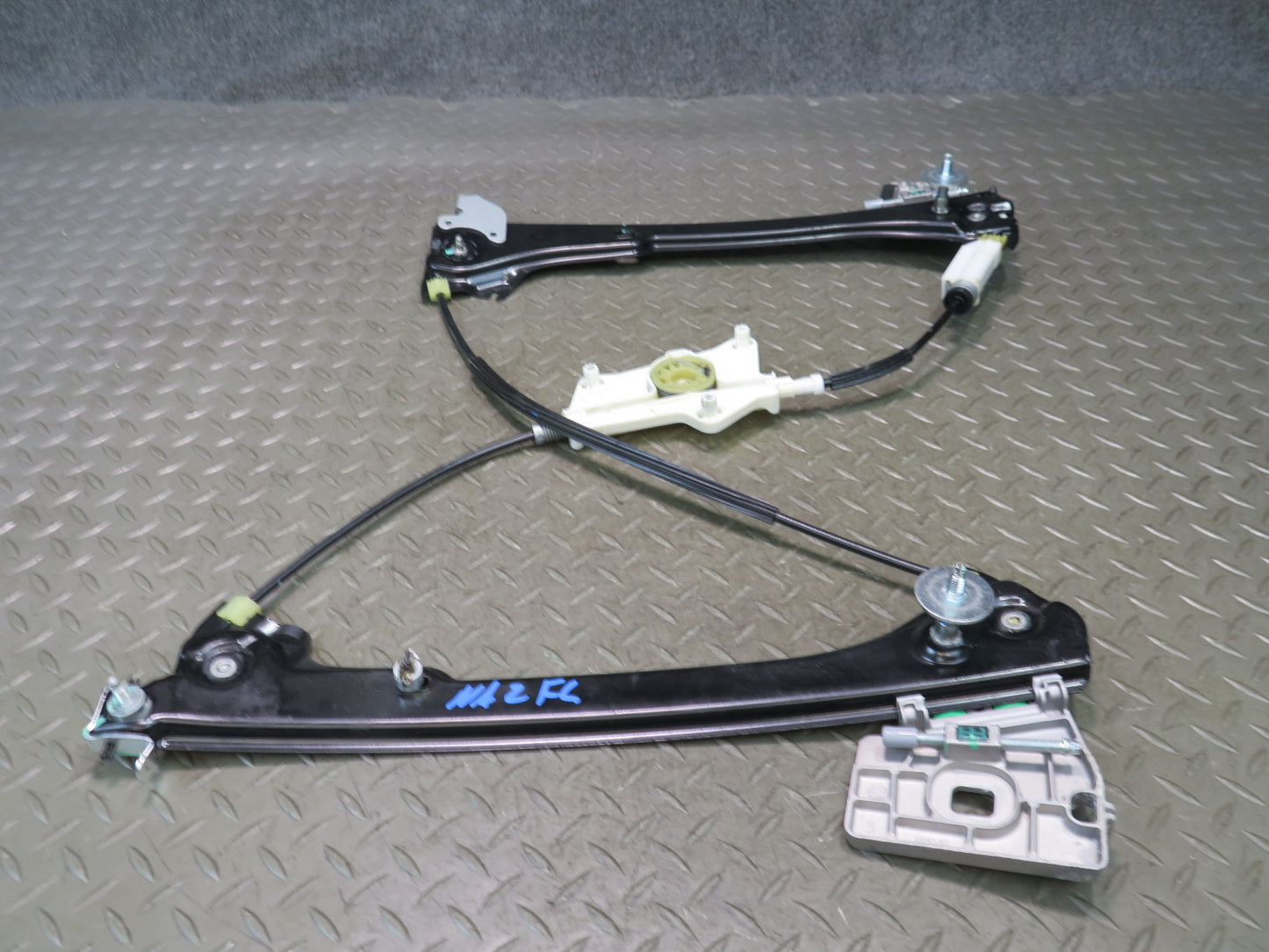 09-20 Nissan 370Z Z34 Left Door Window Regulator NO Motor OEM