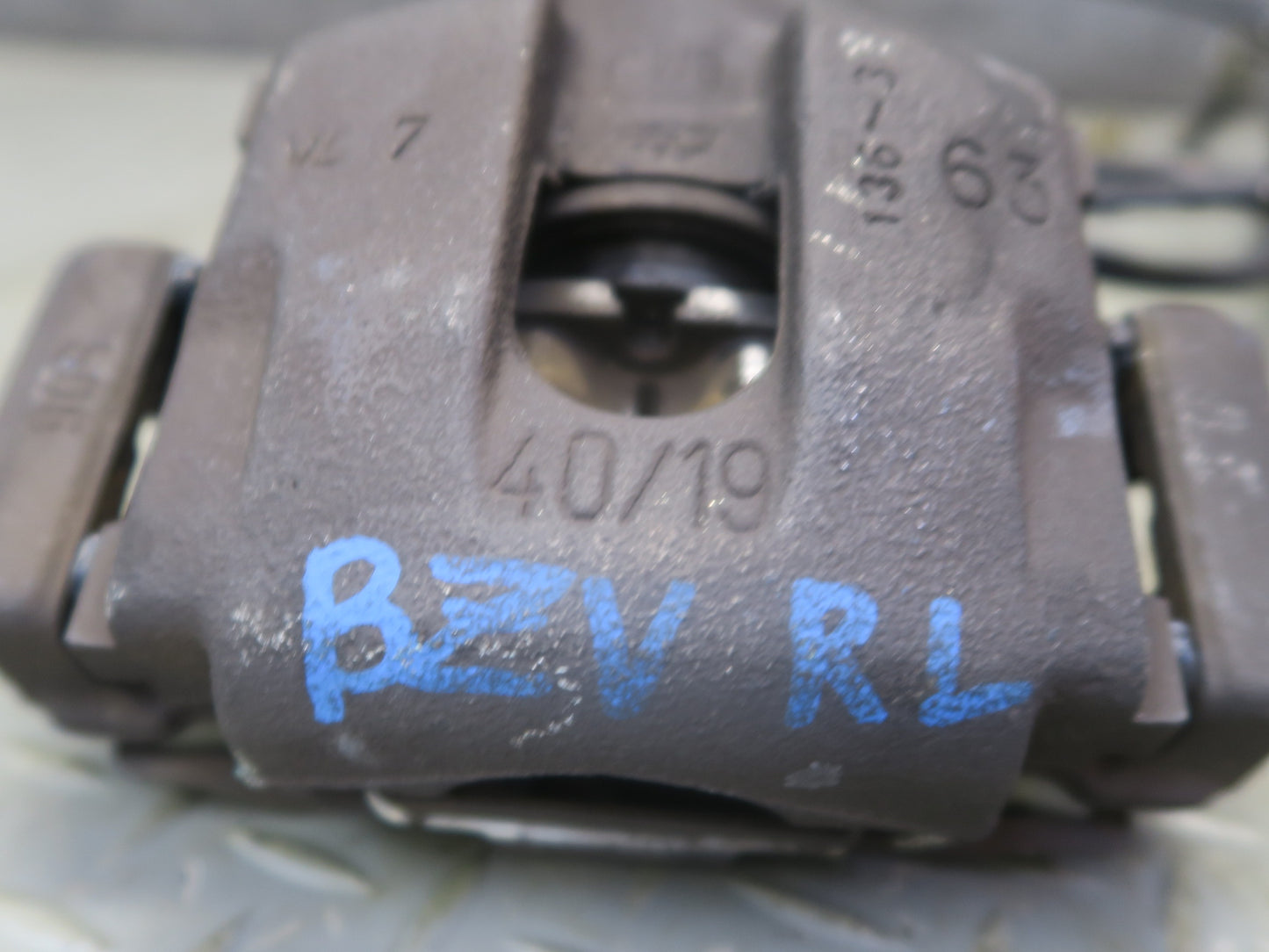 03-08 BMW E86 E85 Z4 3.0L RWD Set of 2 Rear Left & Right Brake Caliper 66K OEM