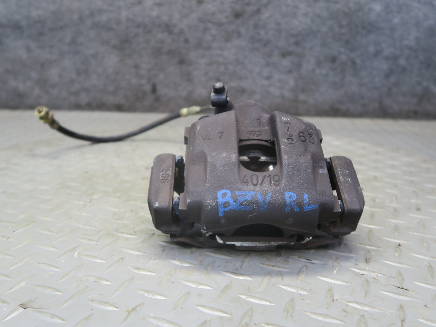 03-08 BMW E86 E85 Z4 3.0L RWD Set of 2 Rear Left & Right Brake Caliper 66K OEM