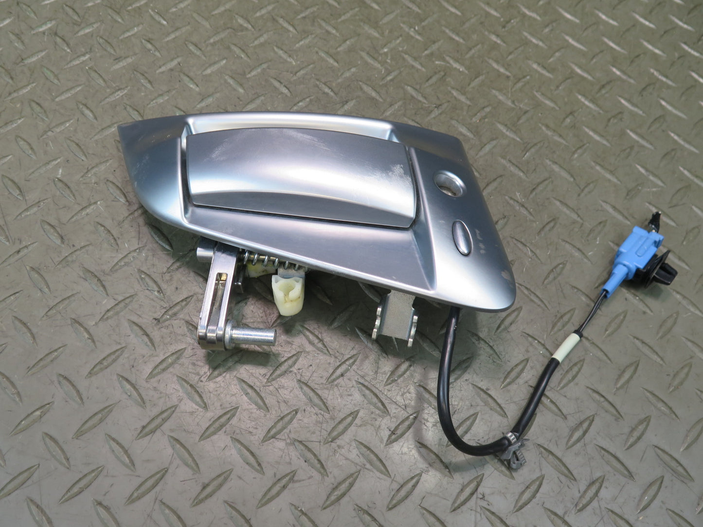 09-17 Nissan Z34 370Z Front Left Driver Door Exterior Handle OEM