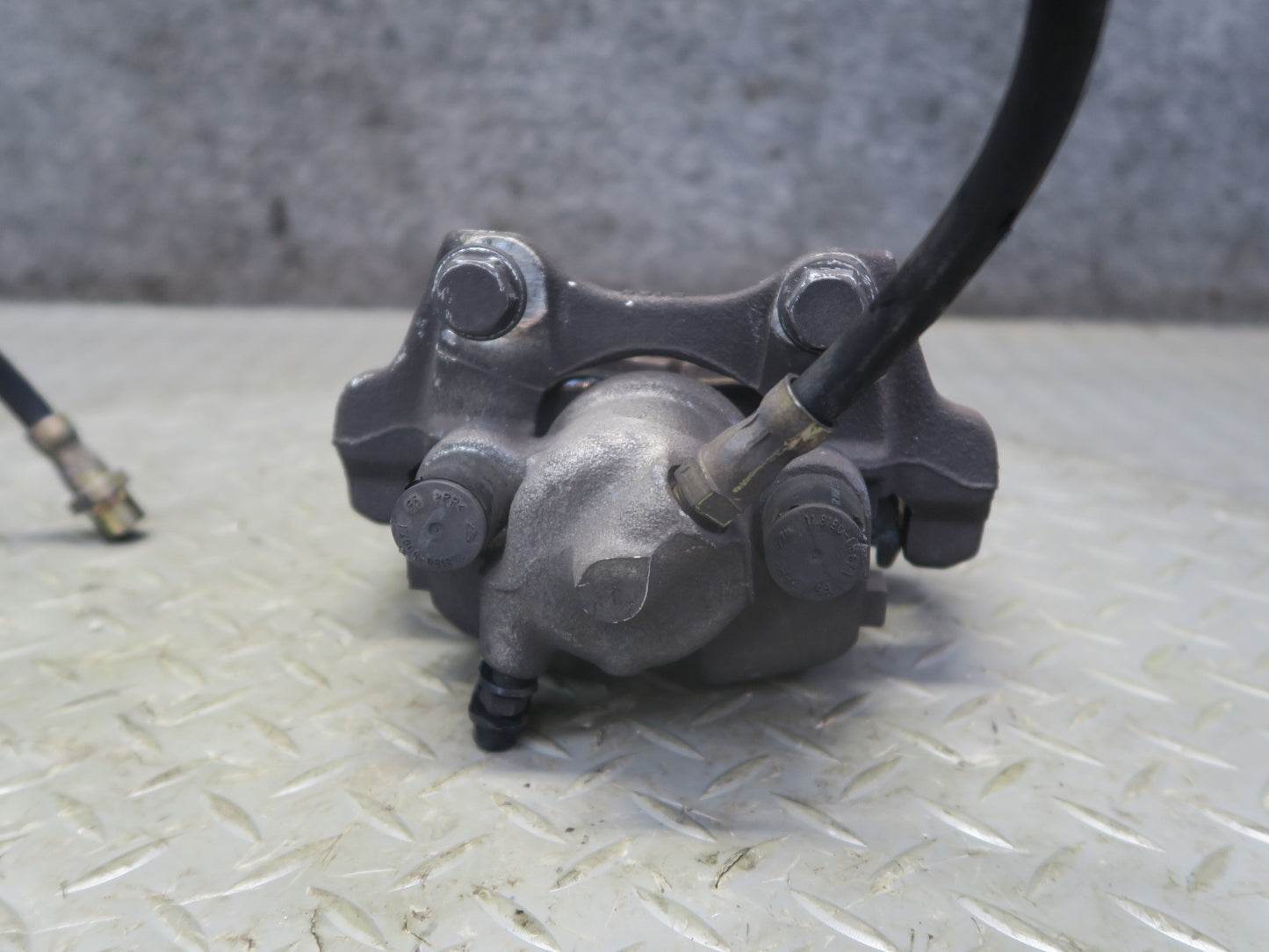 03-08 BMW E86 E85 Z4 3.0L RWD Set of 2 Rear Left & Right Brake Caliper 66K OEM