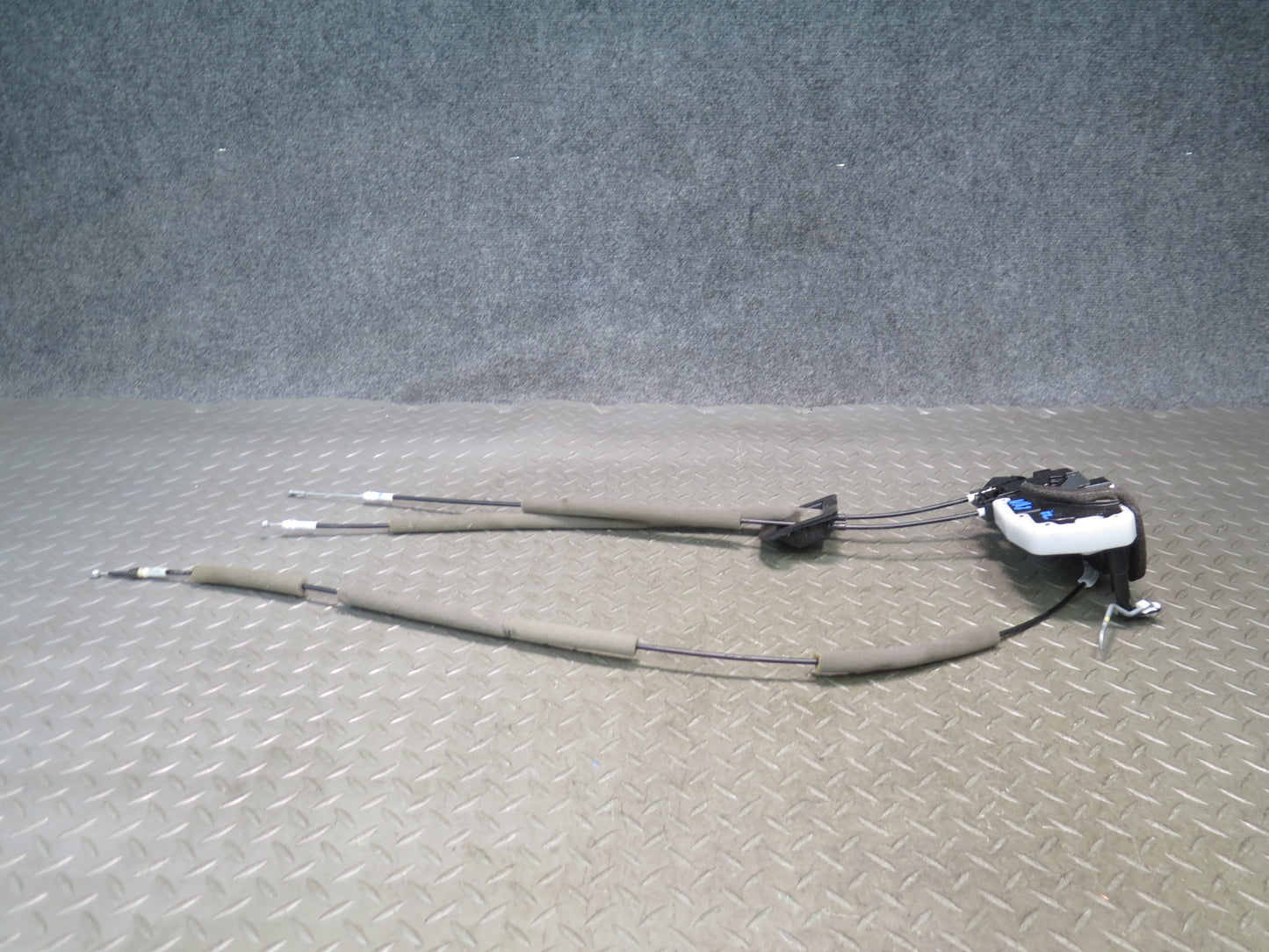 09-20 Nissan 370Z Z34 Front Left Driver Door Lock Latch Actuator OEM