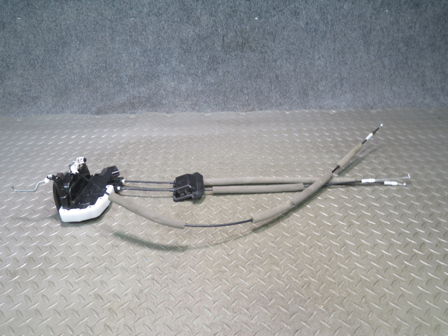 09-20 Nissan 370Z Z34 Front Left Driver Door Lock Latch Actuator OEM