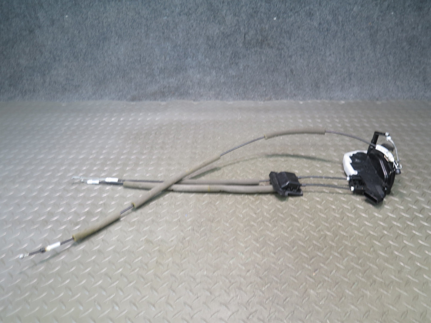 09-20 Nissan 370Z Z34 Front Left Driver Door Lock Latch Actuator OEM